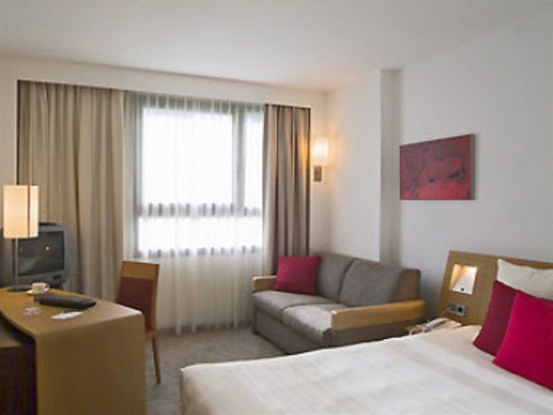 Hilton Garden Inn Málaga Cameră foto